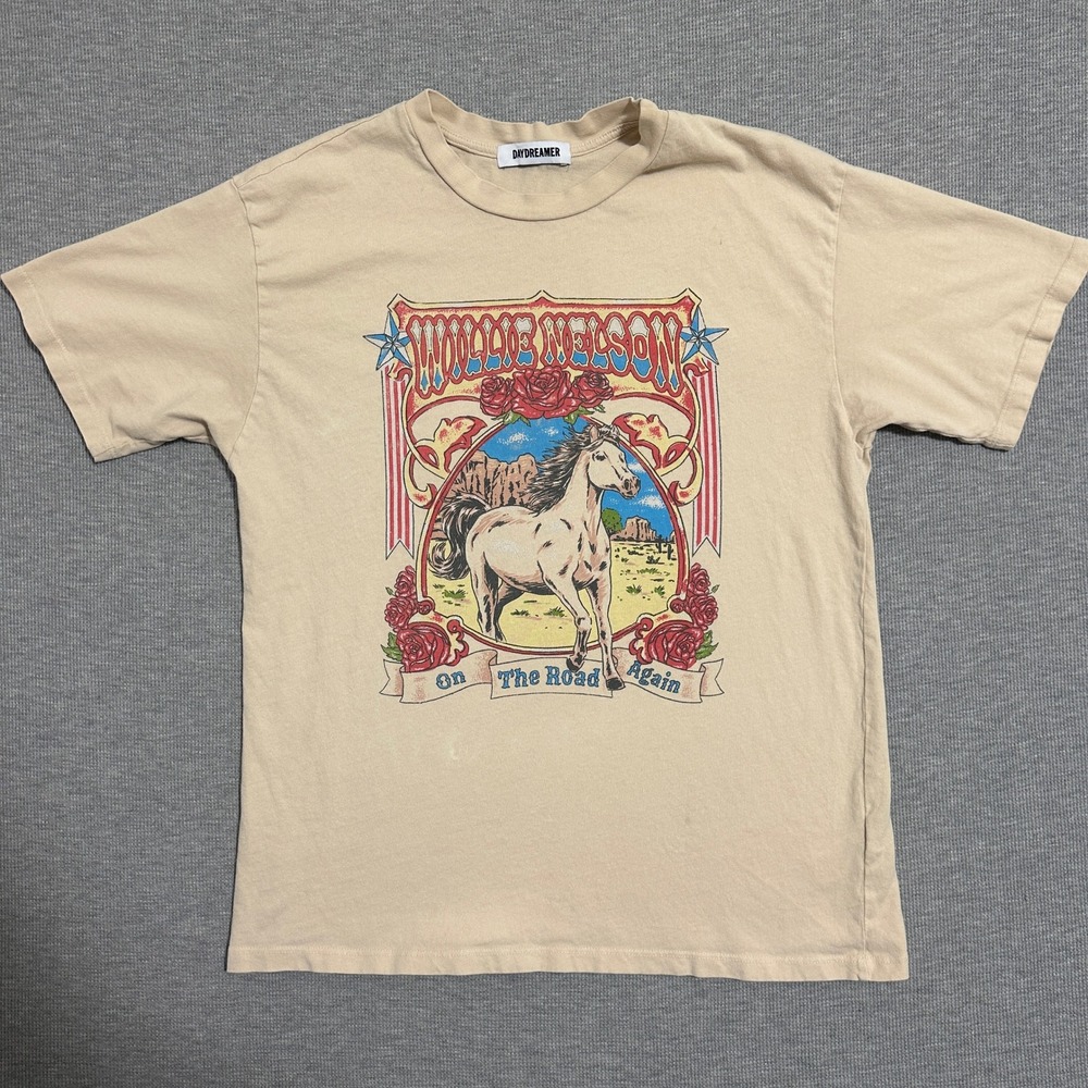 Daydreamer Willie Nelson On The Road Again Graphic Tee Beige Womens Size M